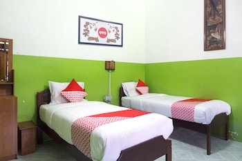 super oyo 942 srikandi hotel