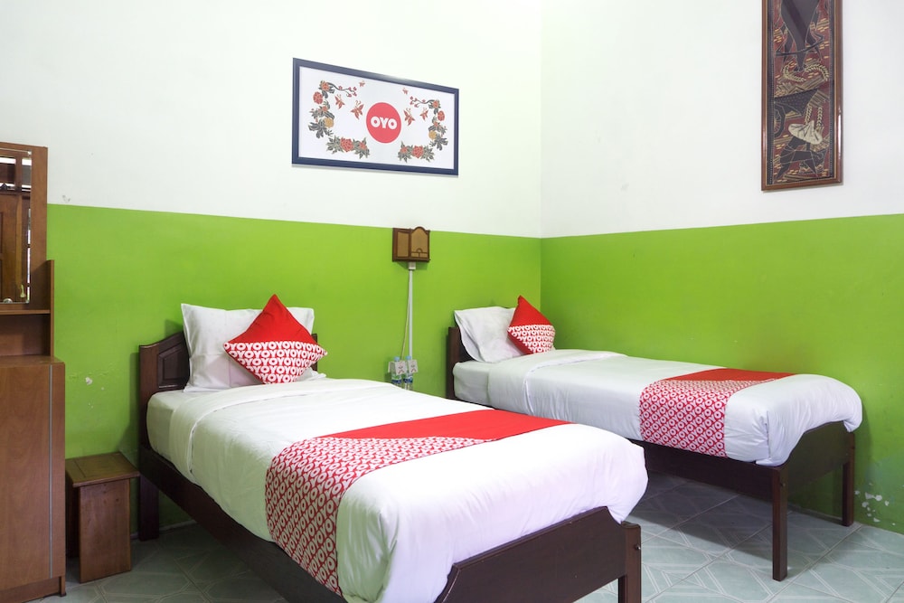 super oyo 942 srikandi hotel