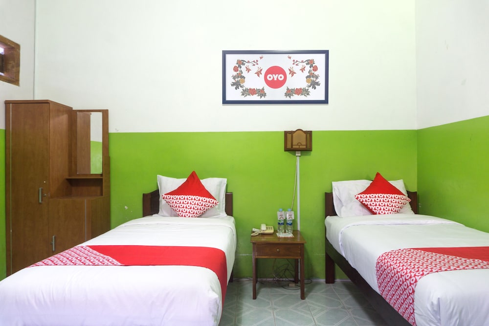 super oyo 942 srikandi hotel