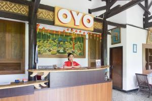 Super Oyo 942 Srikandi Hotel,Jalan Jendral Ahmad Yani A No.67,Caruban,2 star