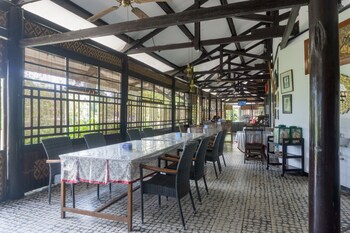 super oyo 942 srikandi hotel