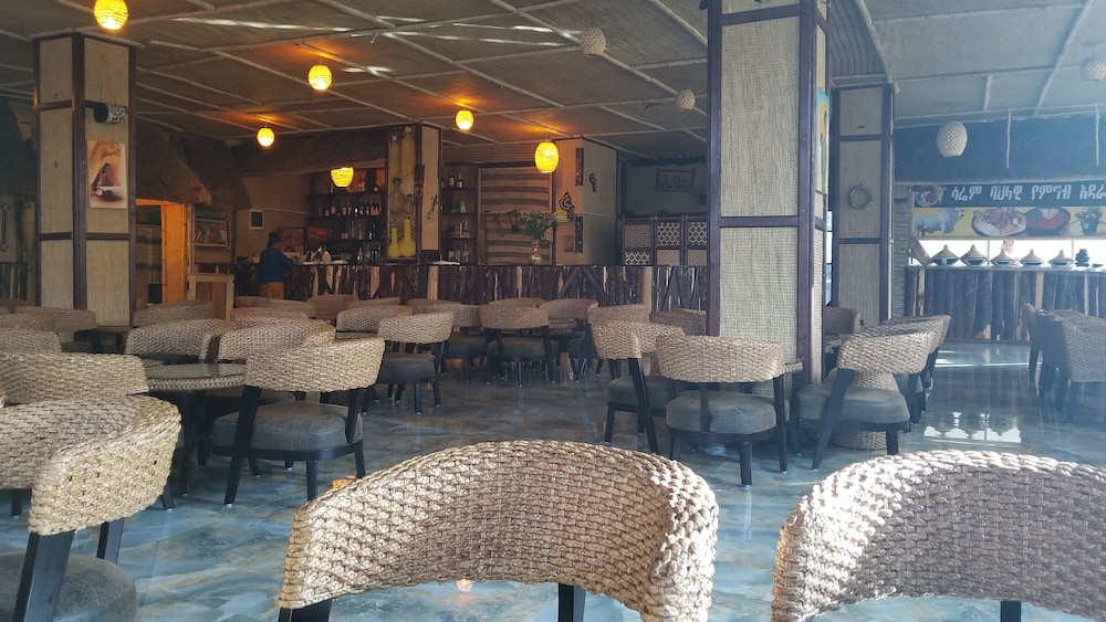 sarem international hotel