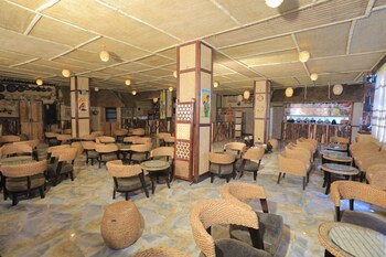 sarem international hotel