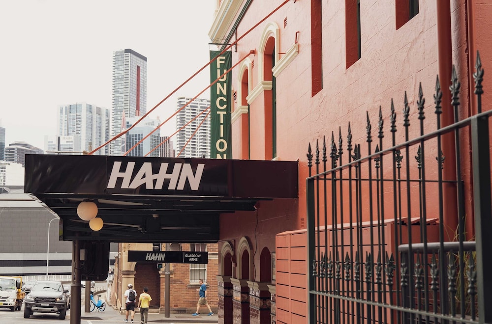 glasgow arms hotel ultimo