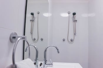 glasgow arms hotel ultimo