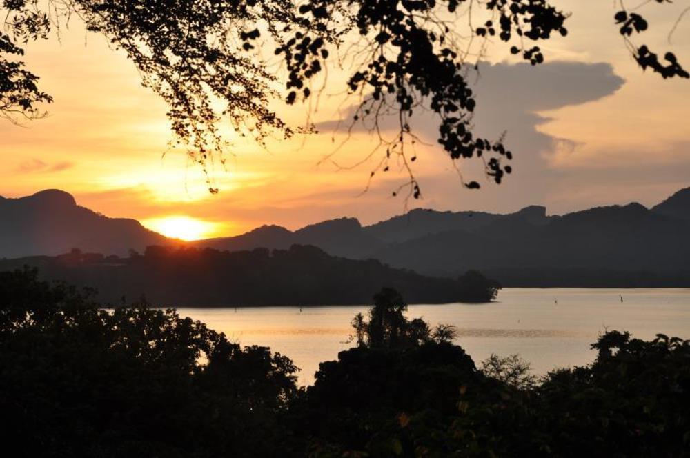 lake lodge boutique hotel kandalama