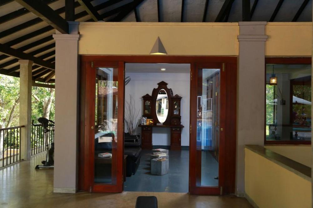 lake lodge boutique hotel kandalama