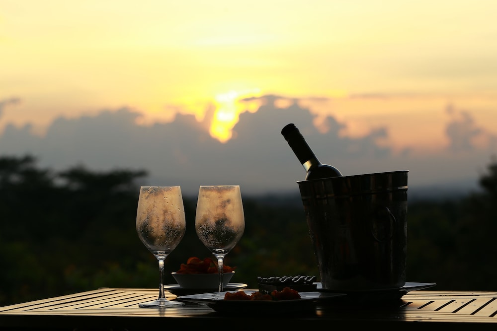 lake lodge boutique hotel kandalama