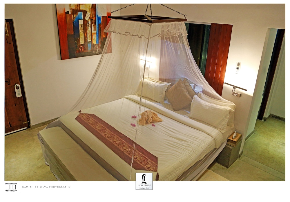 lake lodge boutique hotel kandalama