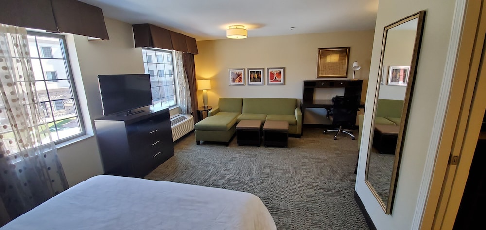 staybridge suites eau claire altoona by ihg