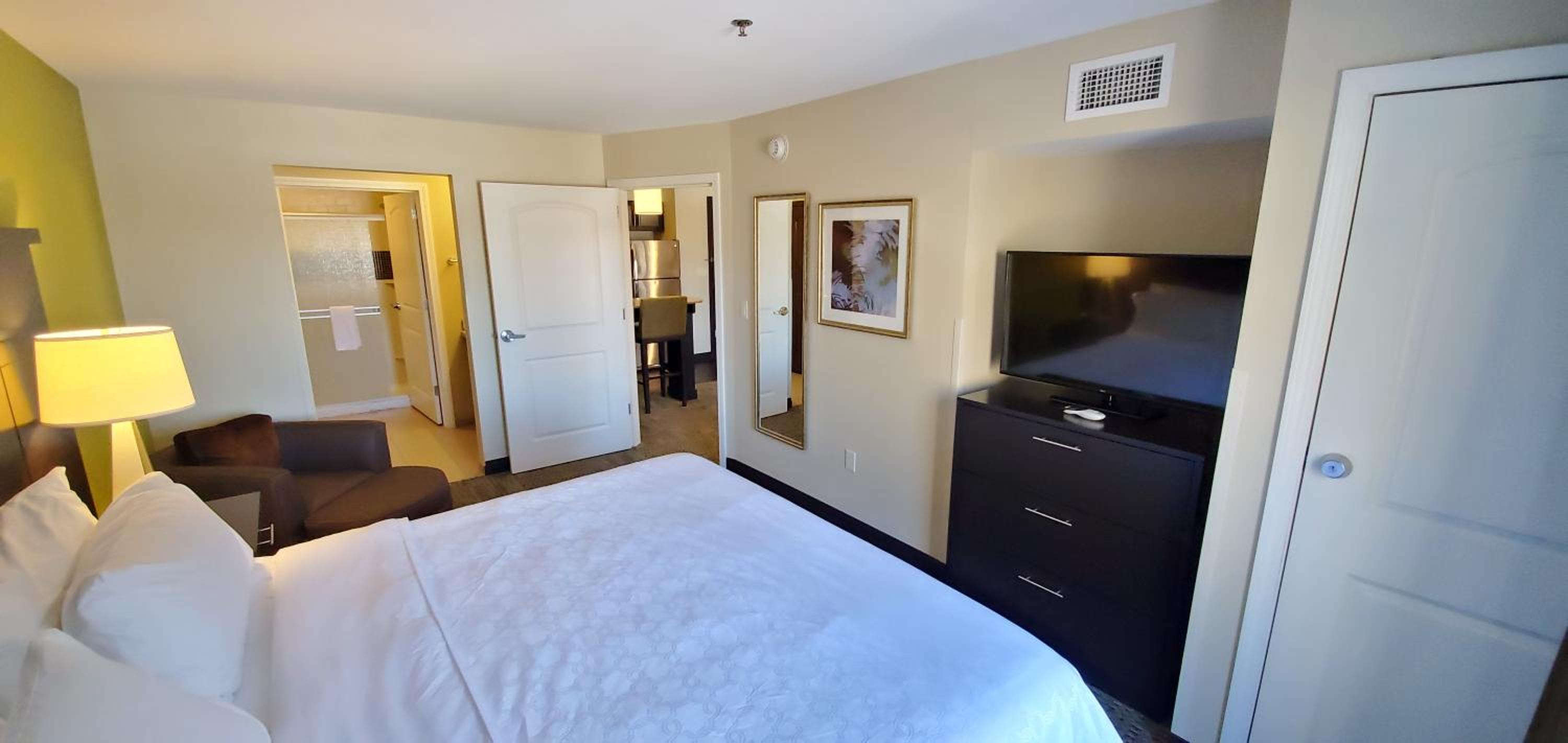 staybridge suites eau claire altoona by ihg