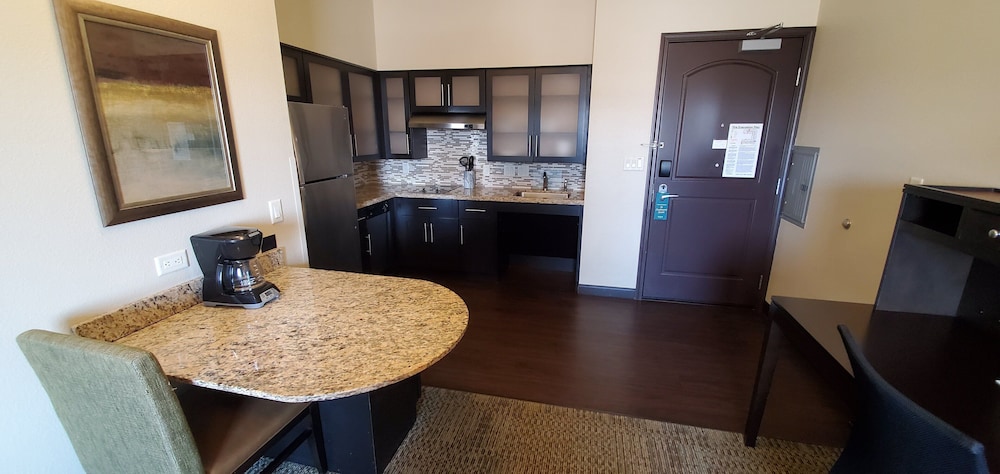 staybridge suites eau claire altoona by ihg