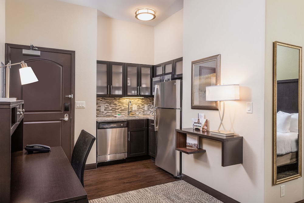staybridge suites eau claire altoona by ihg