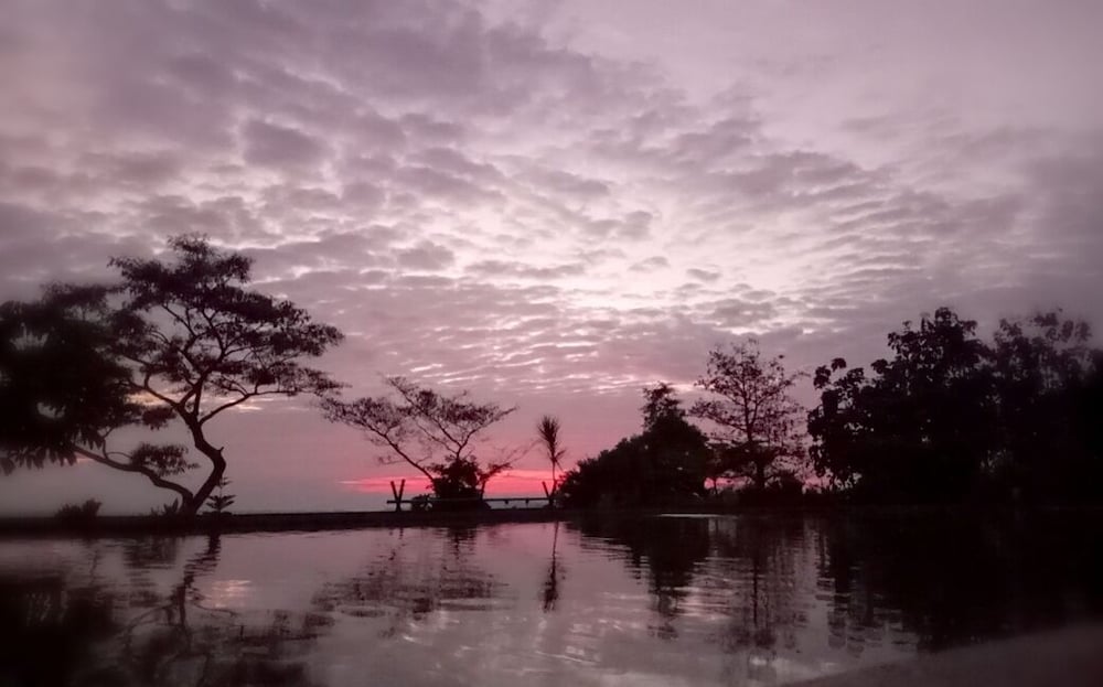 demmerick salib putih hotel salatiga