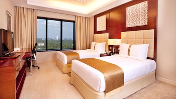 holiday inn cochin by ihg