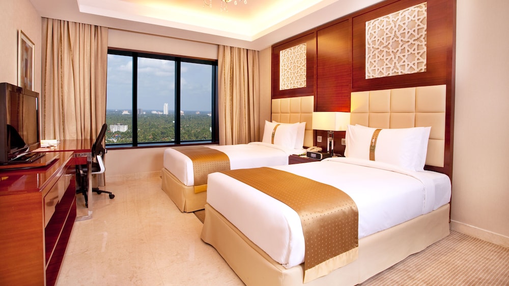 holiday inn cochin by ihg