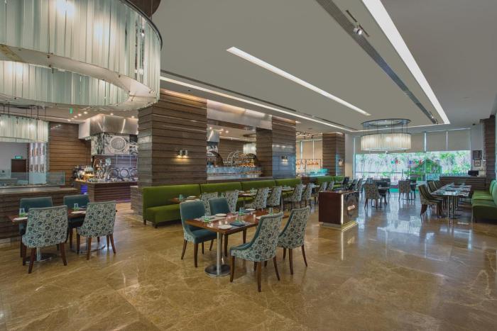 holiday inn cochin by ihg