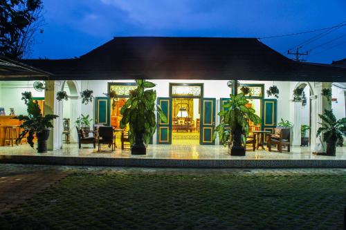 ndalem gamelan guesthouse