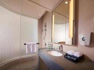 Holiday Inn Express Chengdu Huanhuaxi By Ihg,Sichuan>>Chengdu,4 star