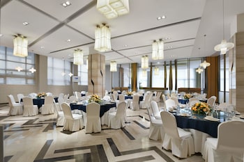 holiday inn express chengdu huanhuaxi by ihg