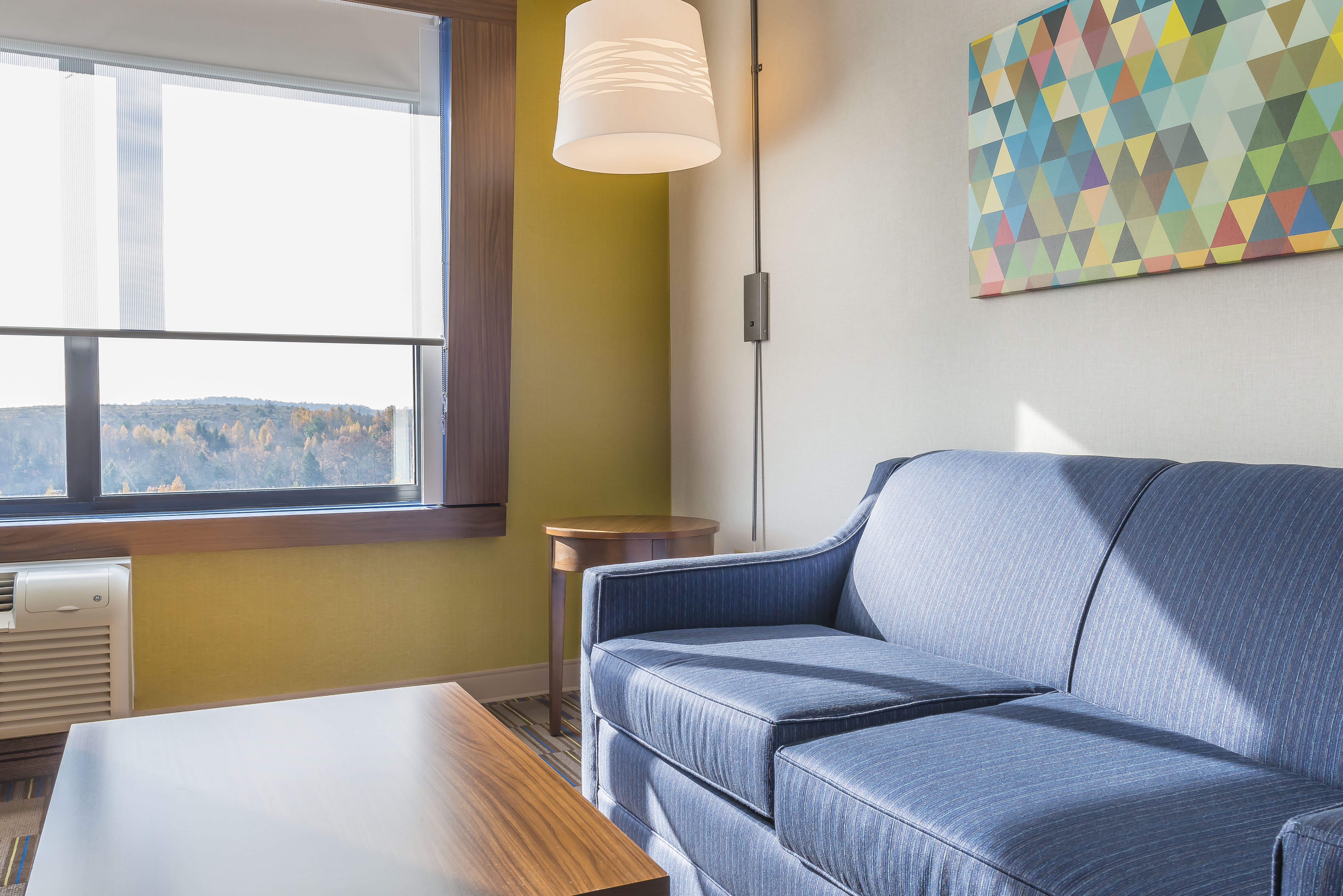 holiday inn express and suites clarion by ihg