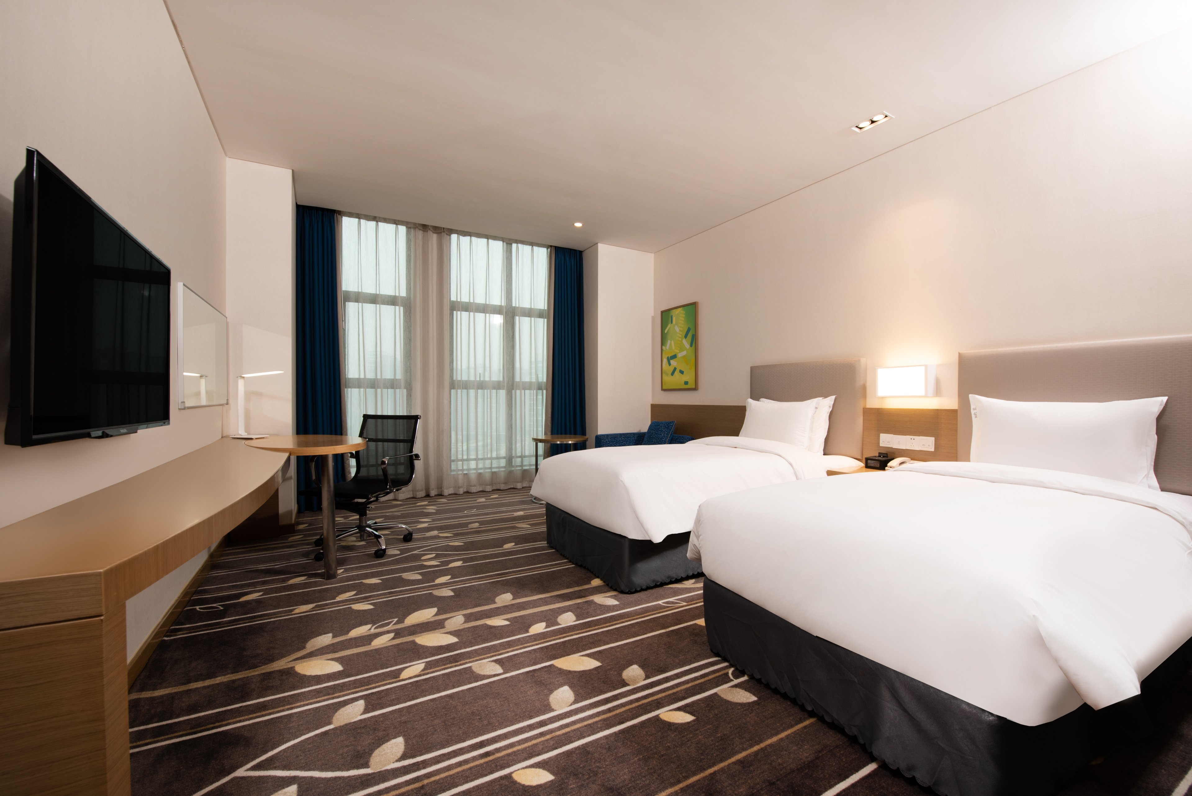 holiday inn express chongqing university town