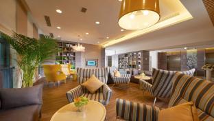 holiday inn express chongqing university town