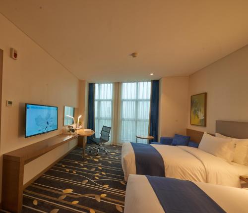 Holiday Inn Express Chongqing University Town,Chongqing>>Beibei,3 star