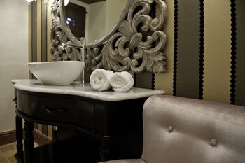Vredenburg Manor House (Adults Only),Cape Winelands>>Cape Town,4 star