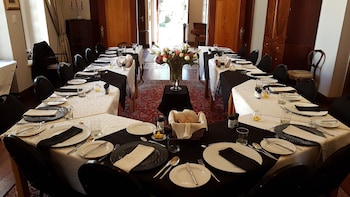 vredenburg manor house adults only
