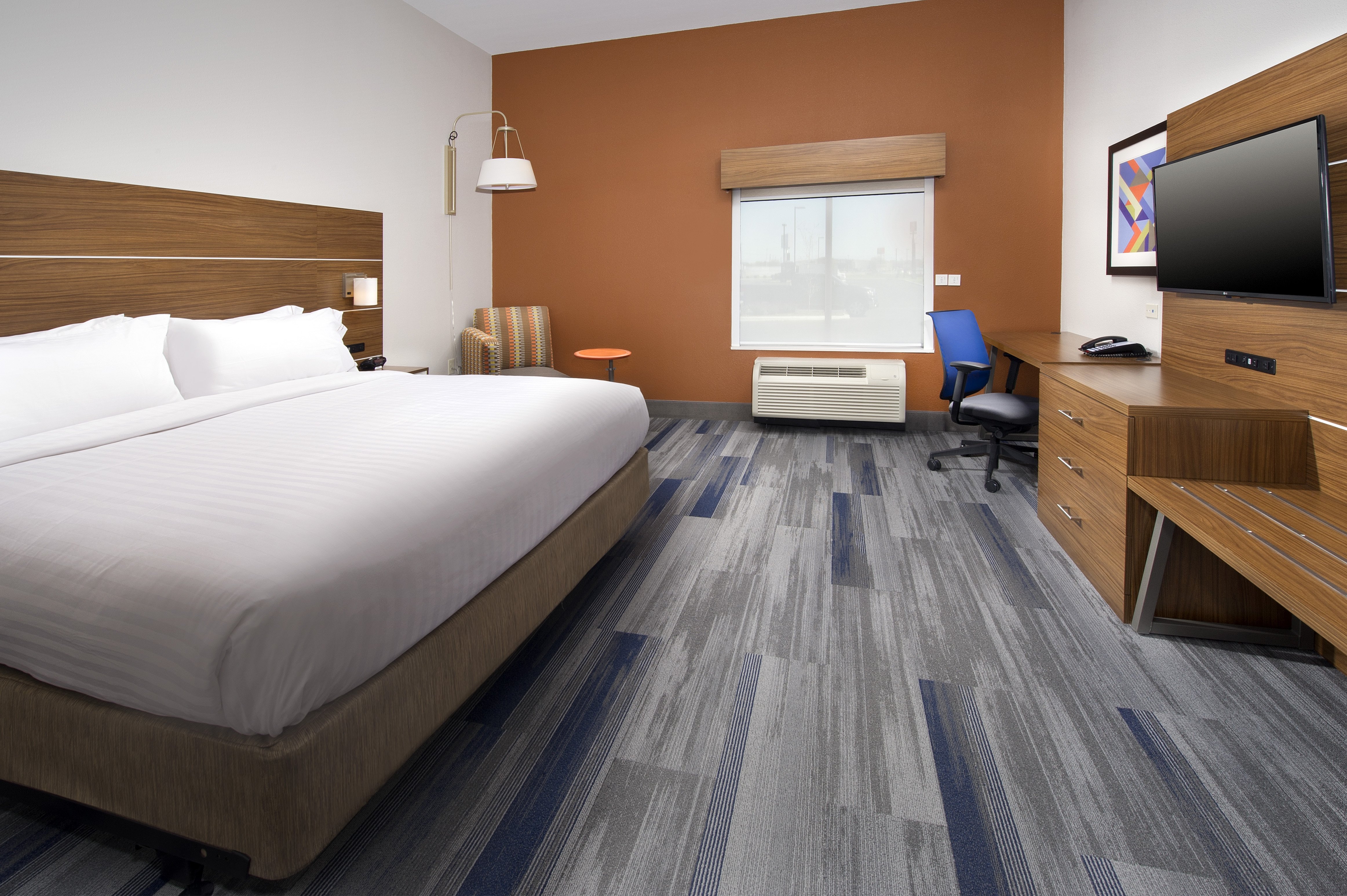 holiday inn express and suites new braunfels by ihg