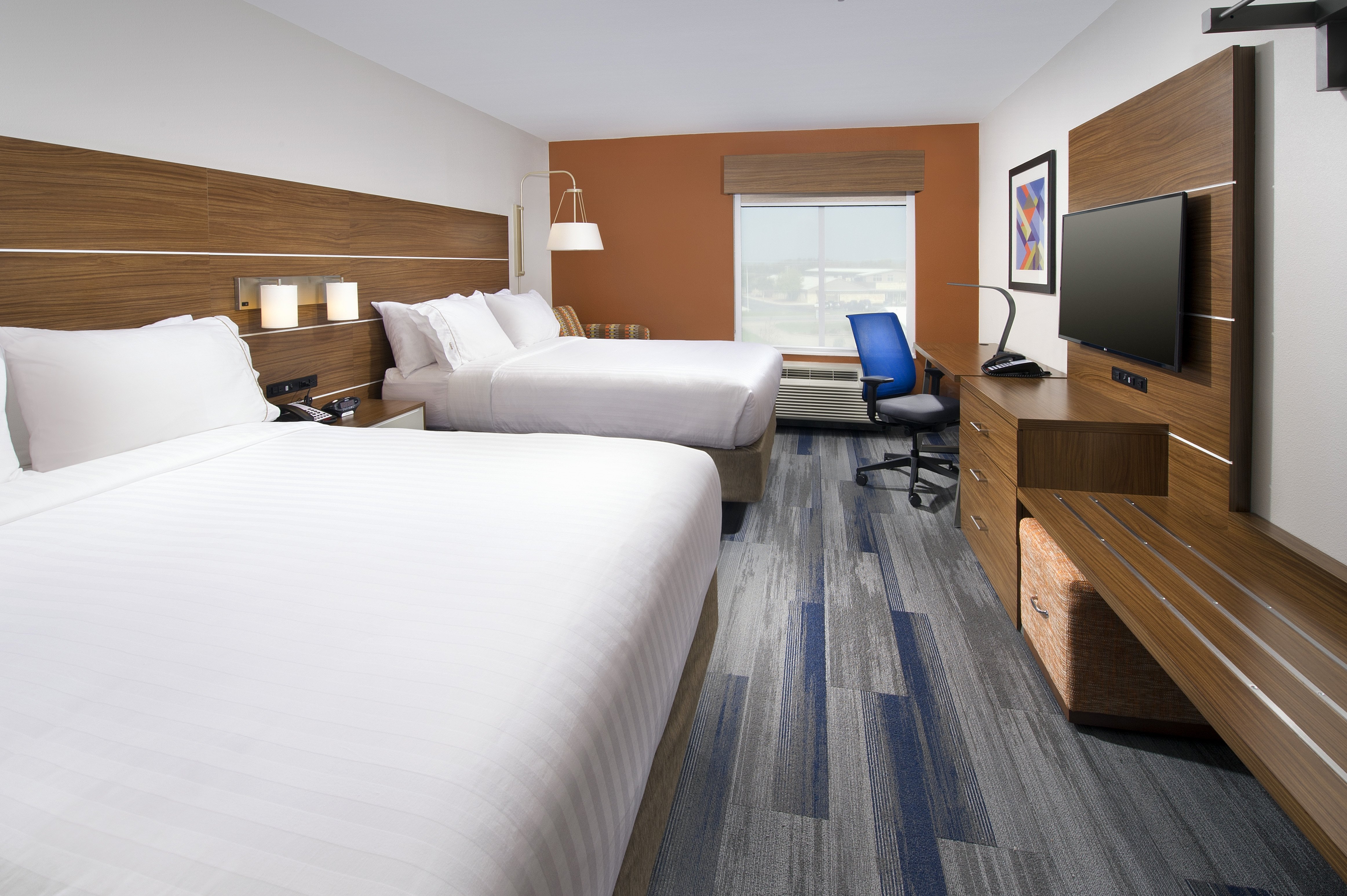 holiday inn express and suites new braunfels by ihg