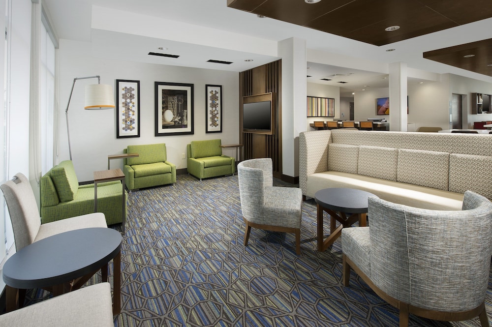 holiday inn express and suites new braunfels by ihg