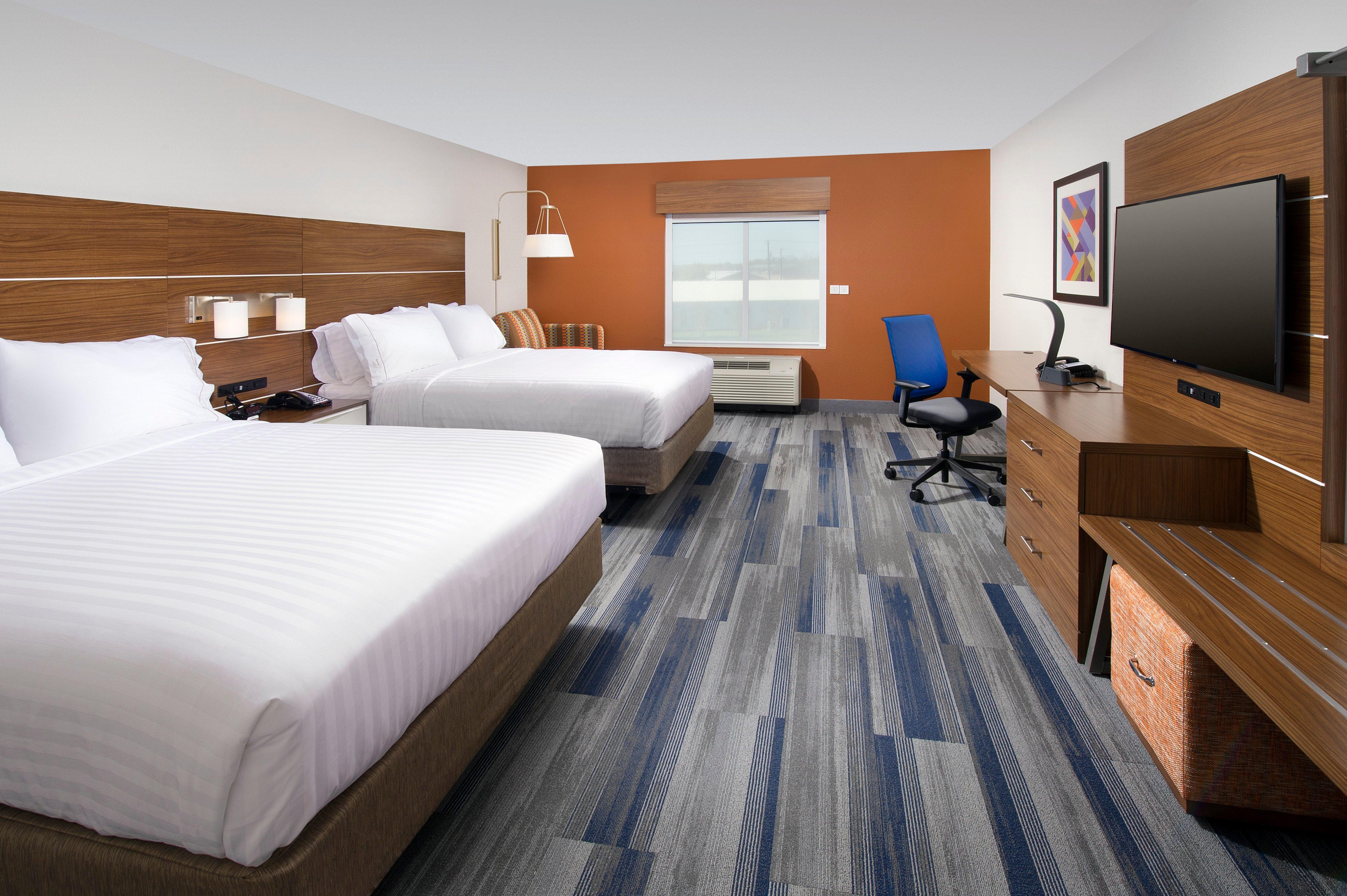 holiday inn express and suites new braunfels by ihg