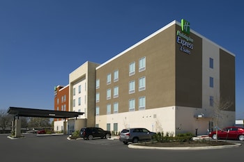 Holiday Inn Express & Suites New Braunfels By Ihg,New Braunfels>>Comal County,3 star