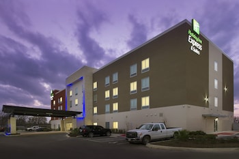 Holiday Inn Express & Suites New Braunfels By Ihg,New Braunfels>>Comal County,3 star
