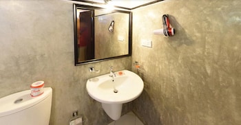 flower garden lake resort