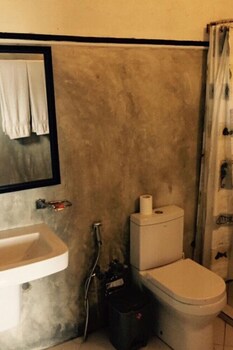 flower garden lake resort