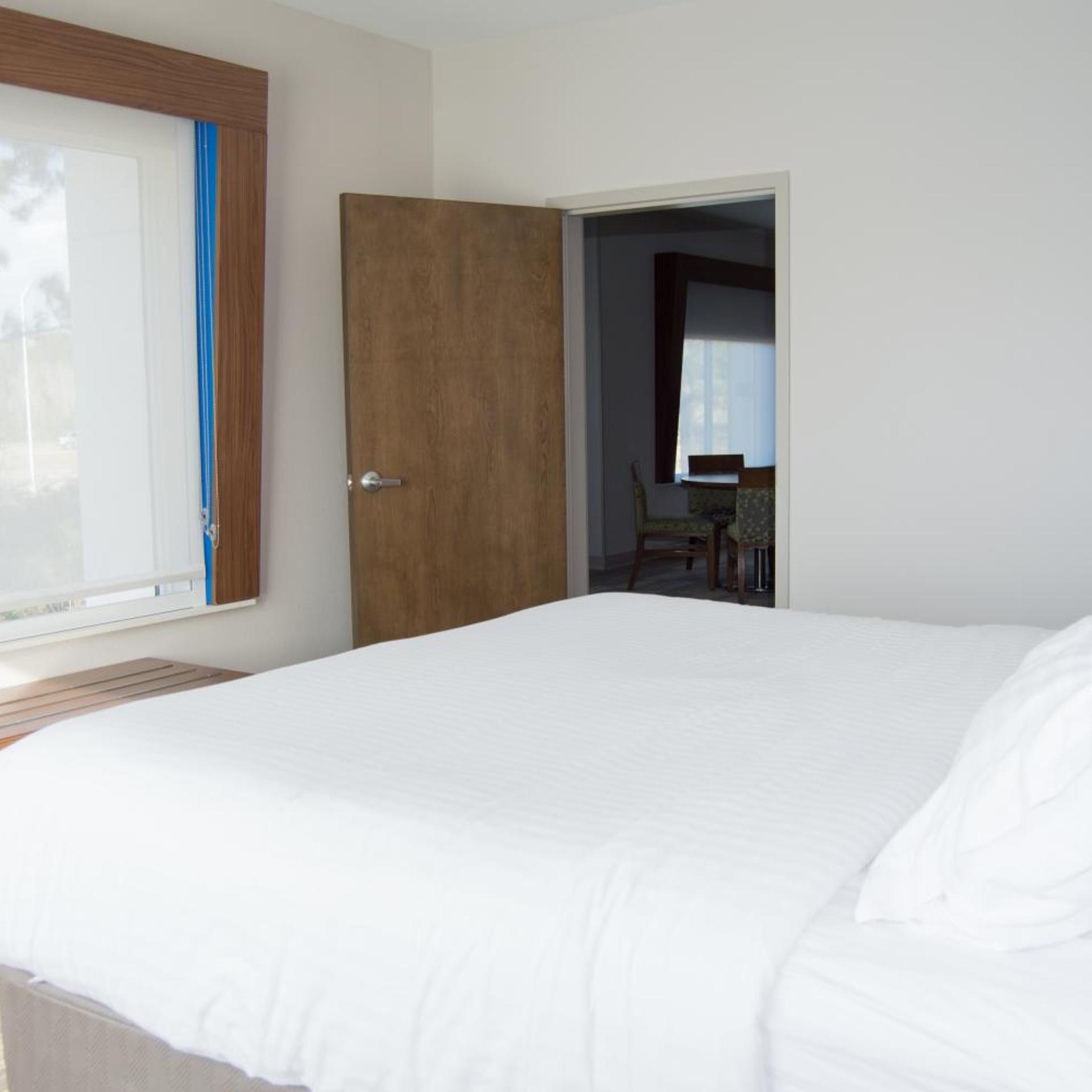 holiday inn express slidell by ihg