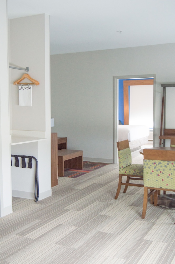 holiday inn express slidell by ihg