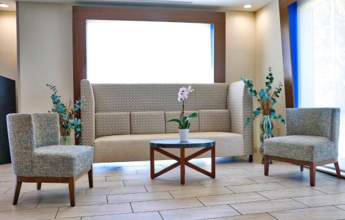 holiday inn express slidell by ihg