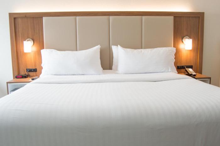holiday inn express slidell by ihg