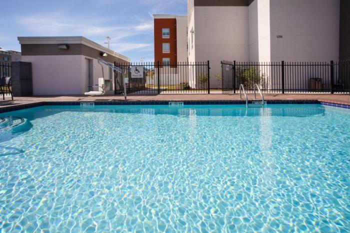 holiday inn express slidell by ihg