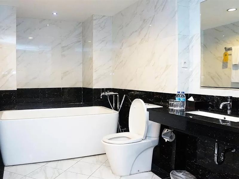 orchardz hotel ayani