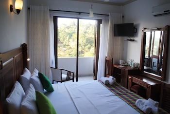 Hotel Yo,Nuwara Eliya>>Kandy,4 star