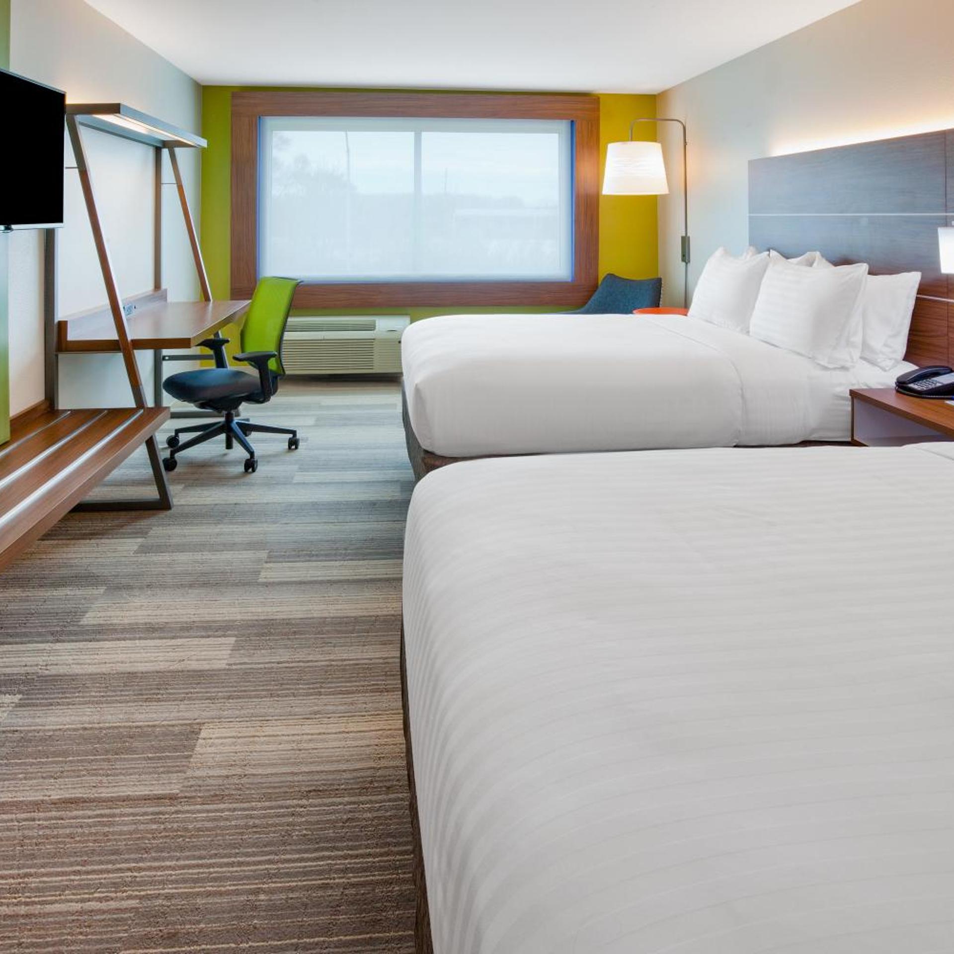 holiday inn express and suites des moines downtown by ihg