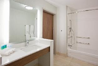 holiday inn express and suites des moines downtown by ihg