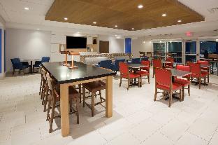 holiday inn express and suites des moines downtown by ihg