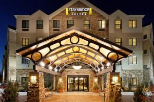 Staybridge Suites Dearborn Mi By Ihg,Dearborn Heights>>Dearborn,3 star