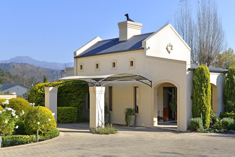 petit plaisir cottage